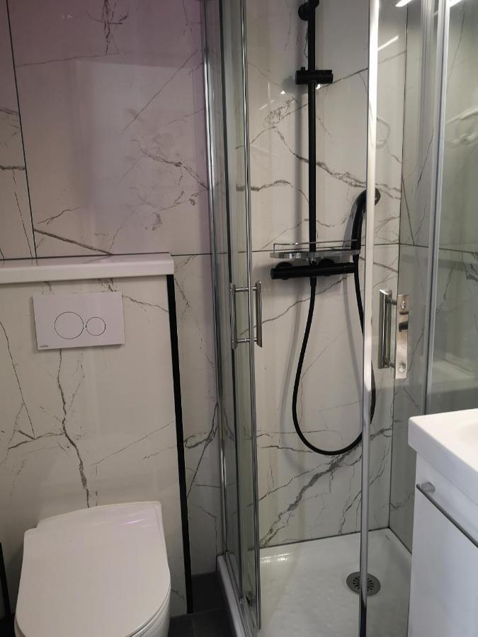 Hotel Hippodrome Paryż Zewnętrze zdjęcie
