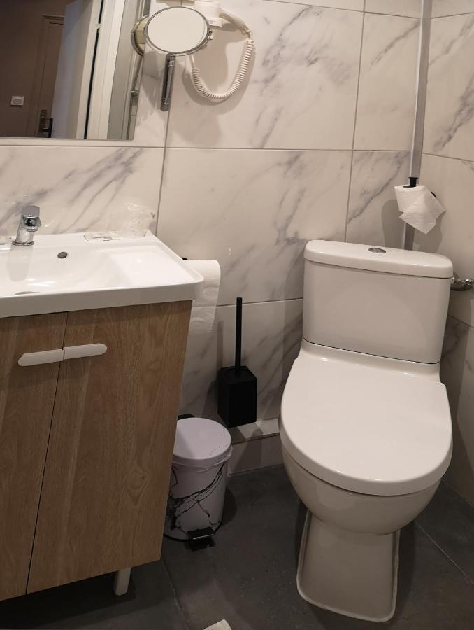 Hotel Hippodrome Paryż Zewnętrze zdjęcie